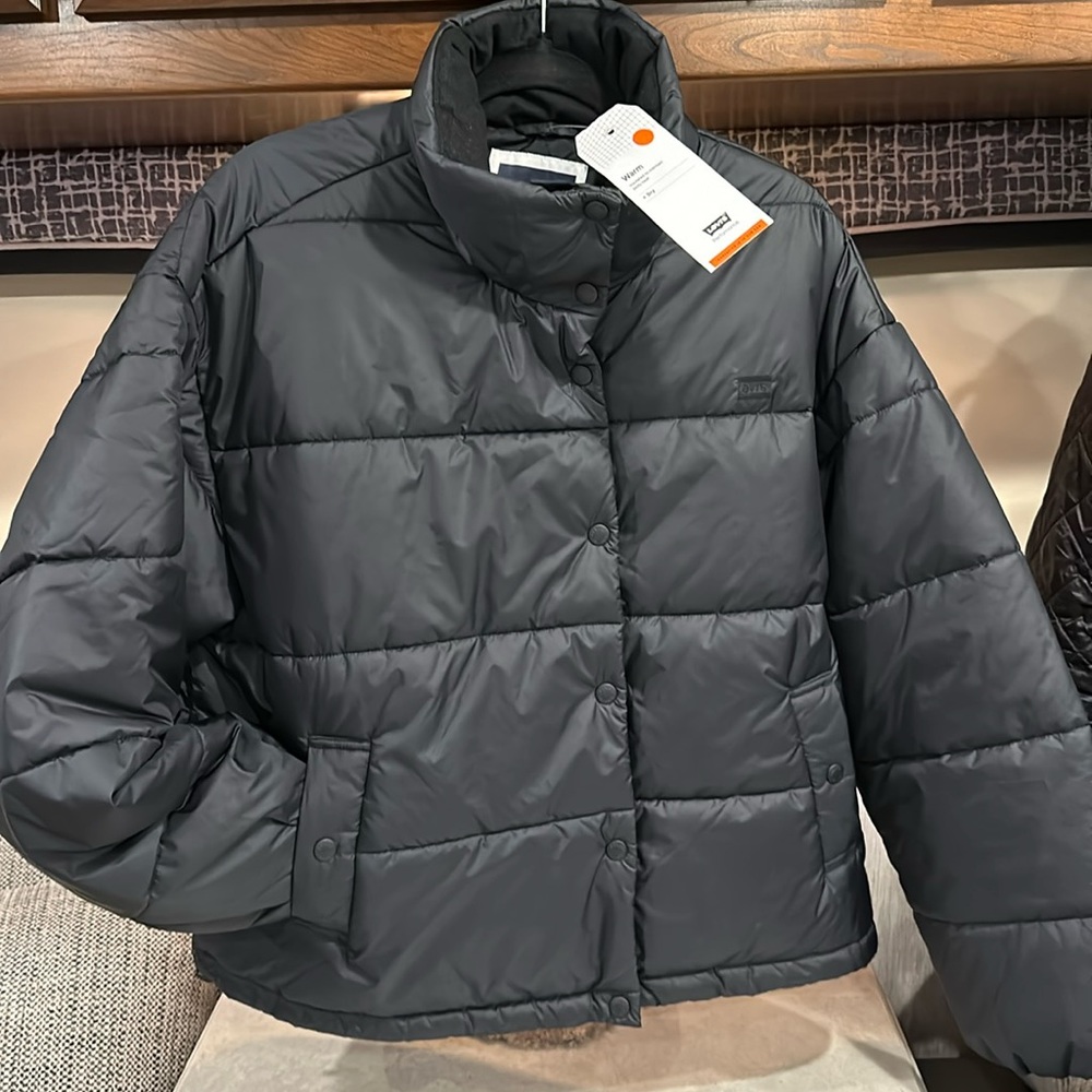NWT Levi’s Mid Heavy-weight Puffer Mens Large Black Dry Technology Sz L